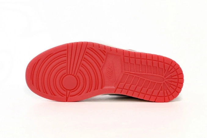 HYPE Across Spider-Verse Spider-Man OG 1 Jordan the High DV1748-601 0821